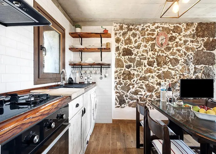 La Casa De Abajo Feriehus